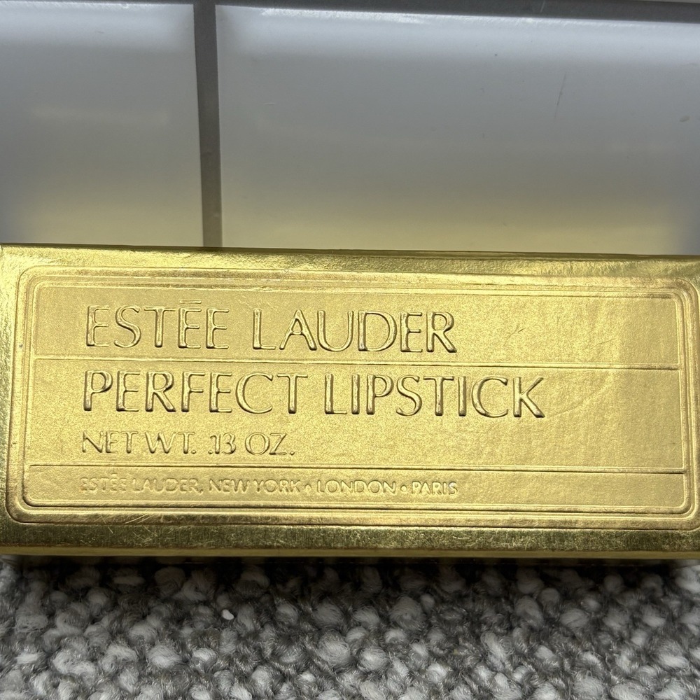 Estee‎ Lauder Raspberry 24 Perfect Lipstick Gold Ribbed Case New - Picture 4 of 5